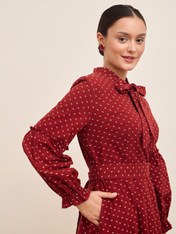 Платье на завязках