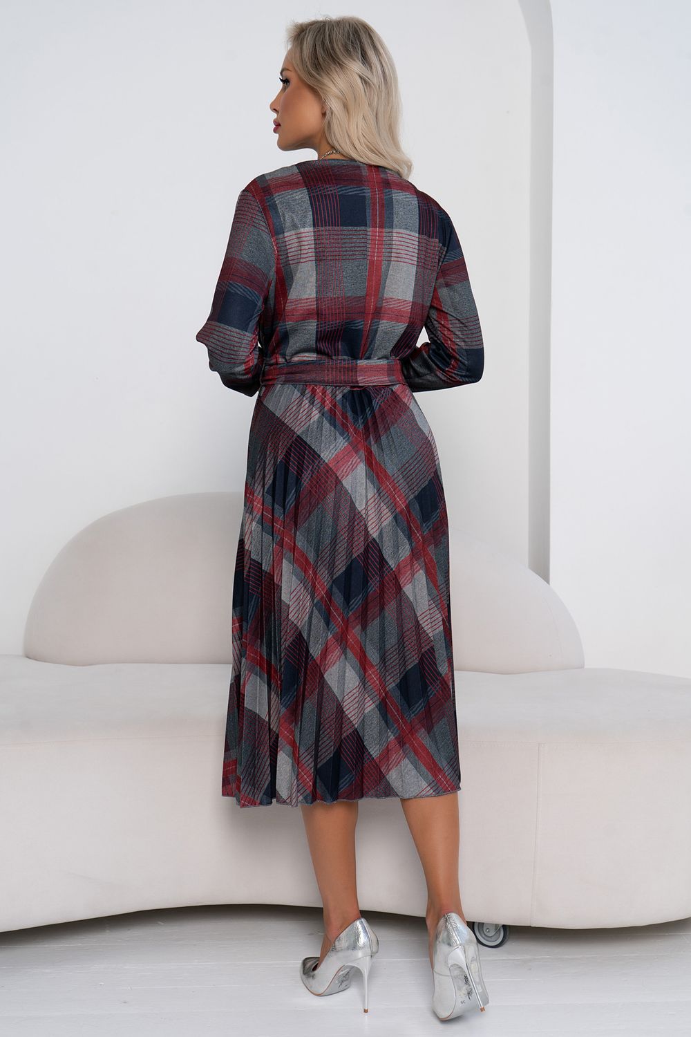 Платье Сильвия (серо/красный) Р11-1086/8 Nikol (Акция)