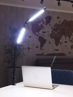 Светильник светодиодный настольный