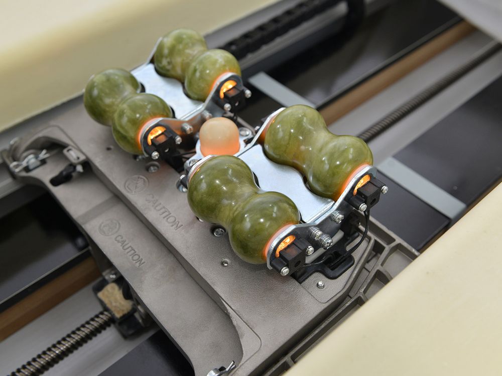 Массажная кровать Lotus CARE HEALTH PLUS М1013