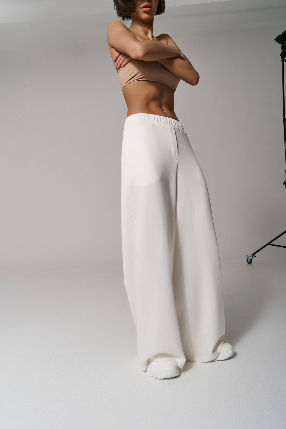 Брюки трикотажные wide leg белые