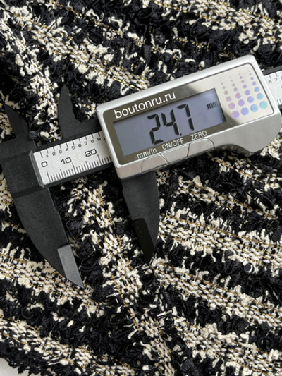 Тесьма черная с золотым люрексом