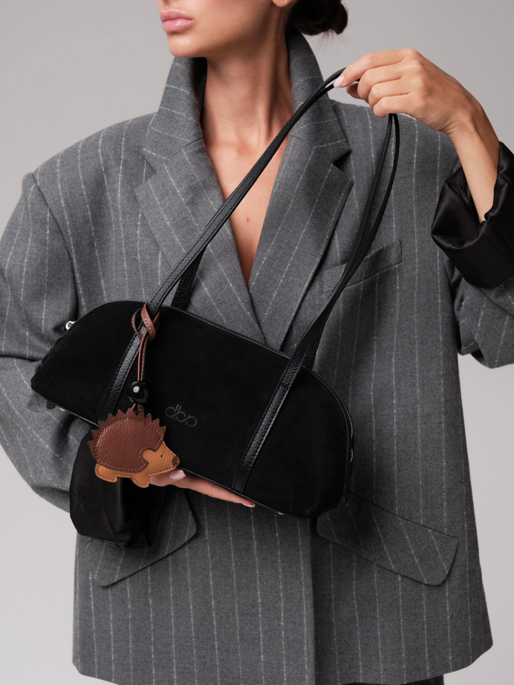 Женская замшевая сумка DBR 31225 черный