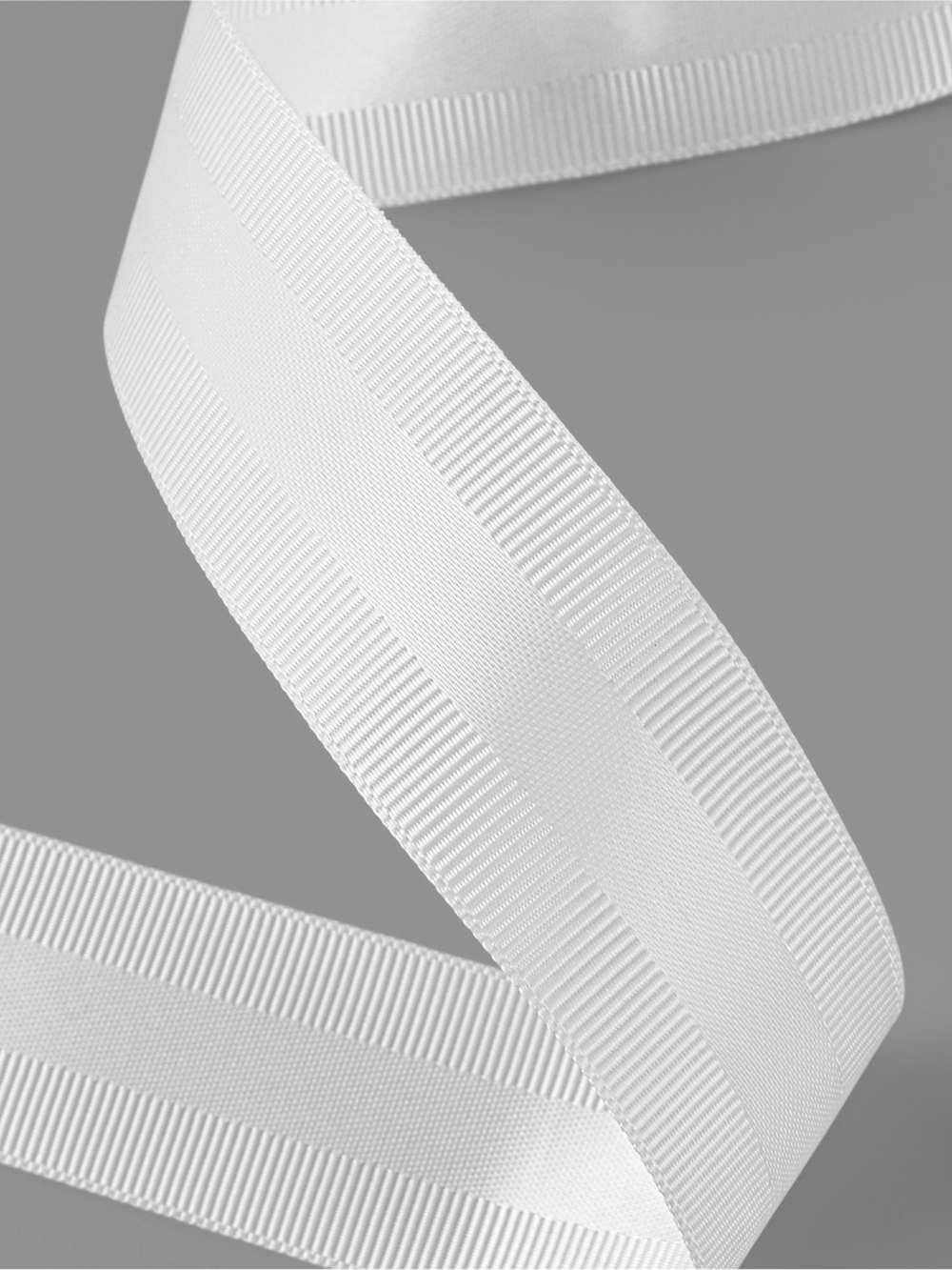 Лента декоративная репс/атлас 25мм*20±1ярд(18м±1м) белый АУ   9162354