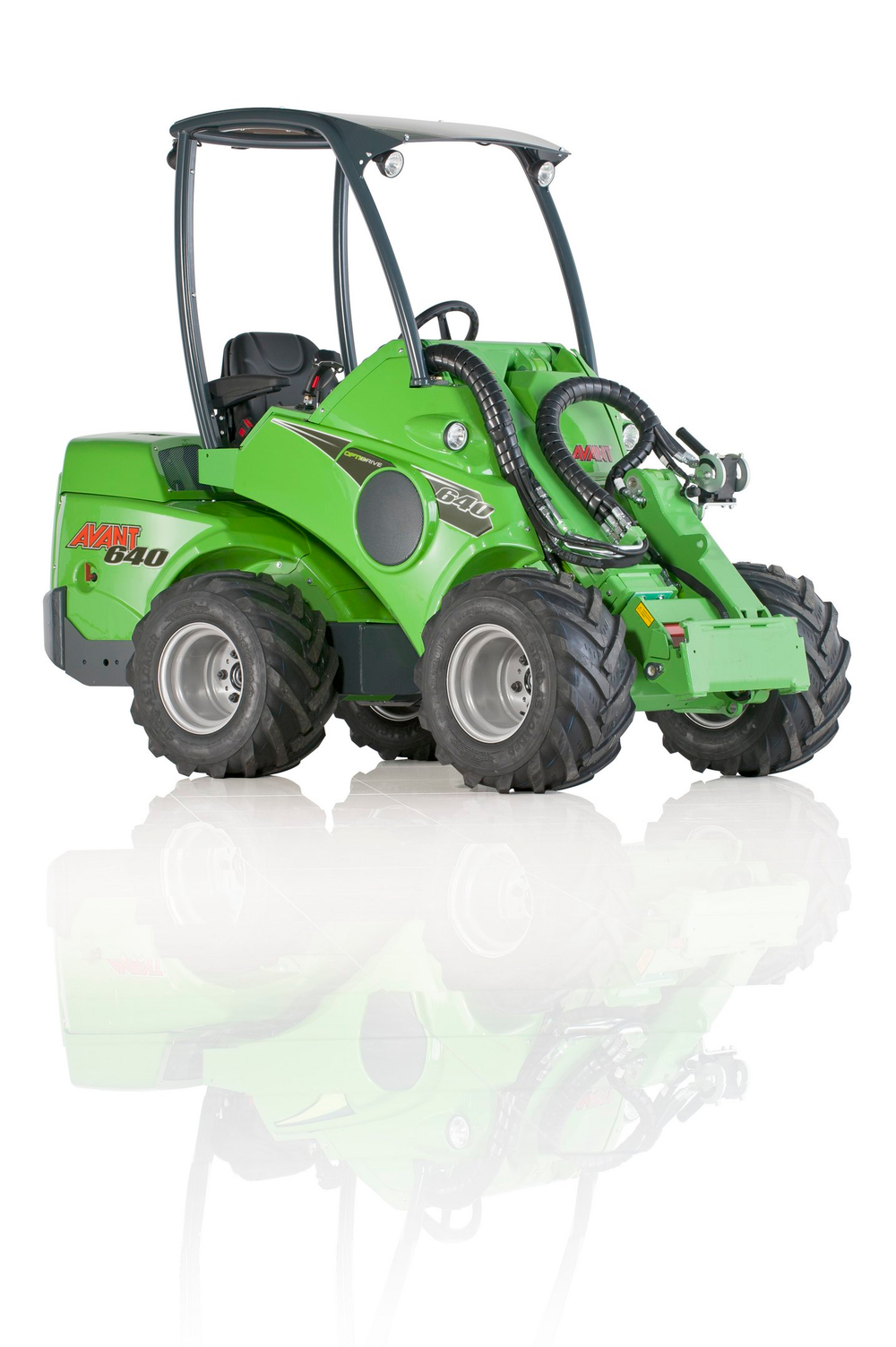 AVANT 600 СЕРИЯ — Универсальные мини-погрузчики для любых задач