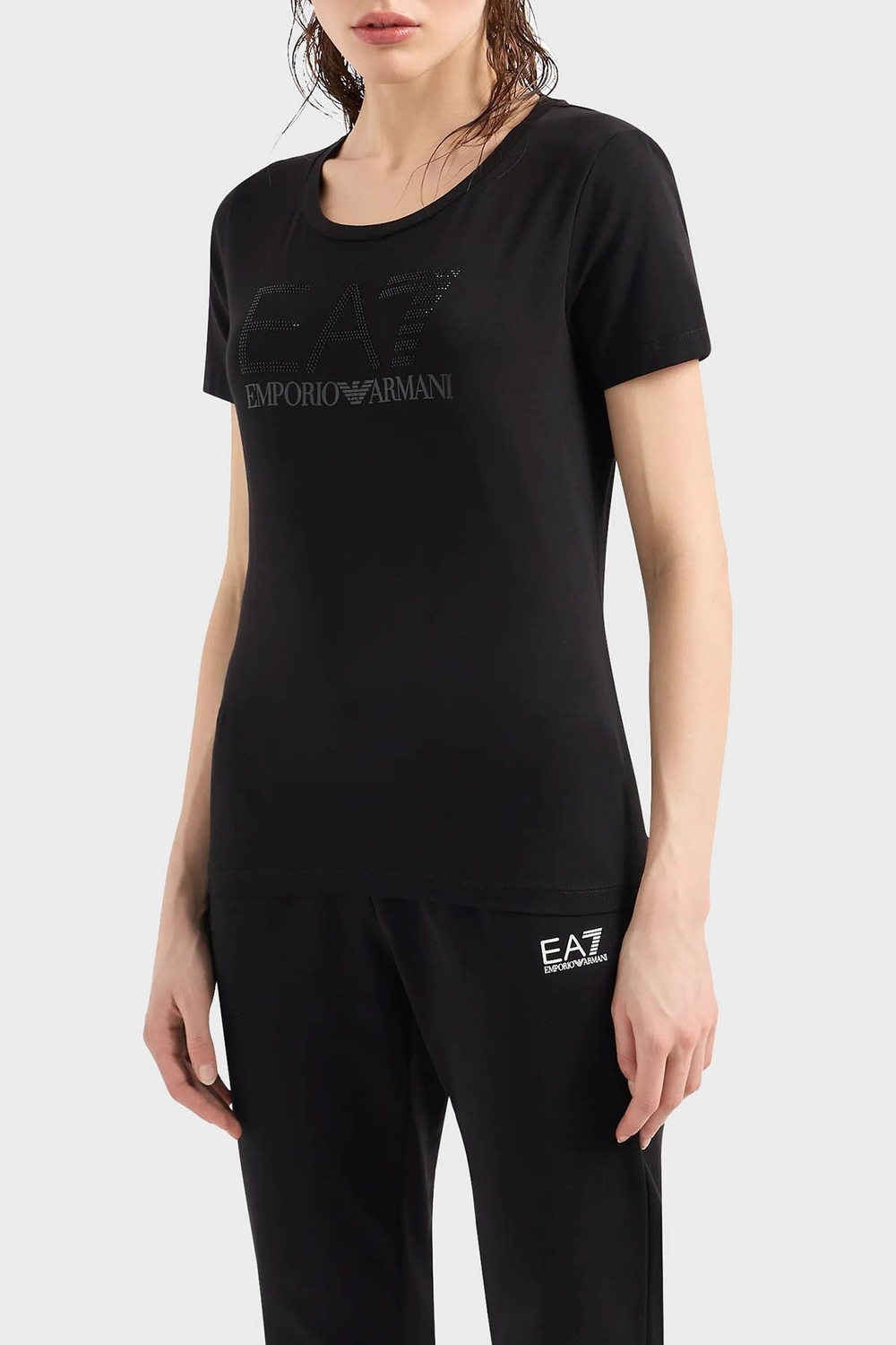 Футболка женская EA7