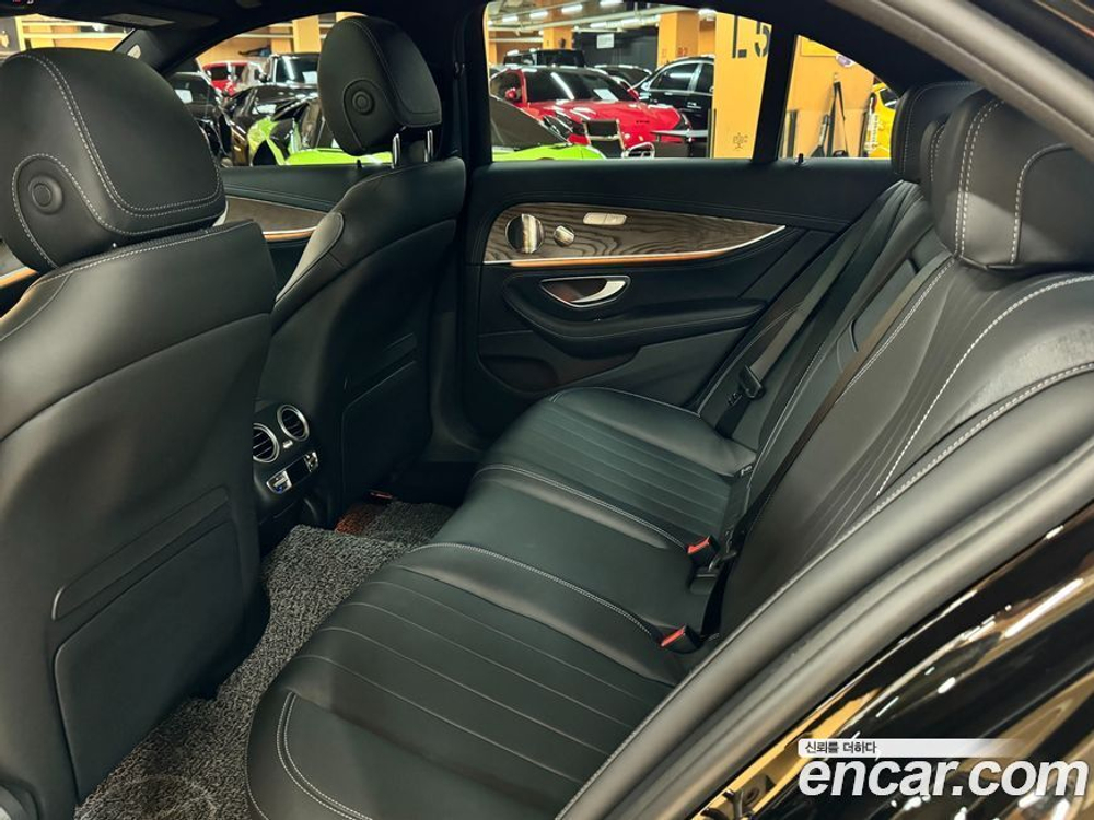 Mercedes-Benz E-Class W213 E300e 4MATIC Exclusive (02.2023)