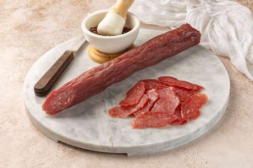 Колбаса сыровяленая из индейки Нострано "Ретивый кабанчик" в нарезку 100 гр