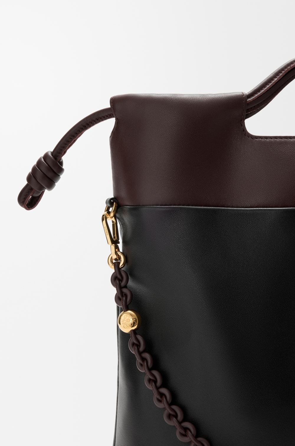 Loewe Сумка-тоут Flamenco из мягкой кожи ягненка наппа, черный