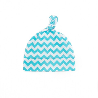 Легкая шапочка с узелком