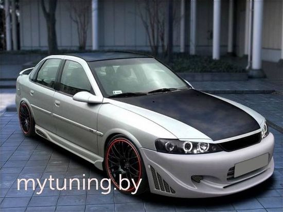 Передний бампер DEL SOL LOOK на Opel Vectra B