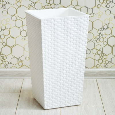 Кашпо напольное "Ротанг" 23*22*41,5см со вставкой (белый)