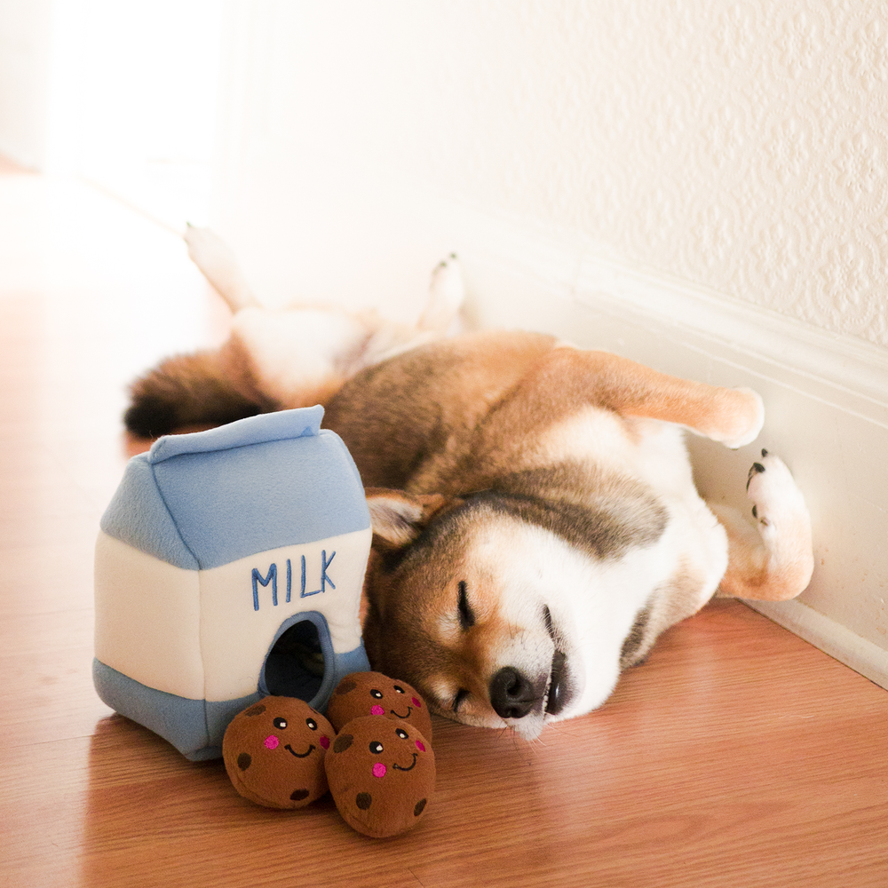 Развивающая игрушка Zippy Burrow Молоко и печенье ZippyPaws