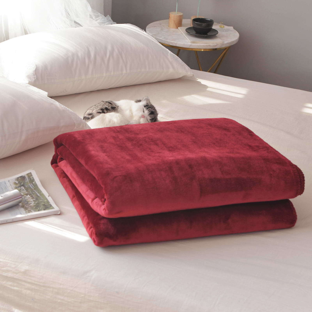 Покрывало 220х240 Sofi De MarkO София бордовое