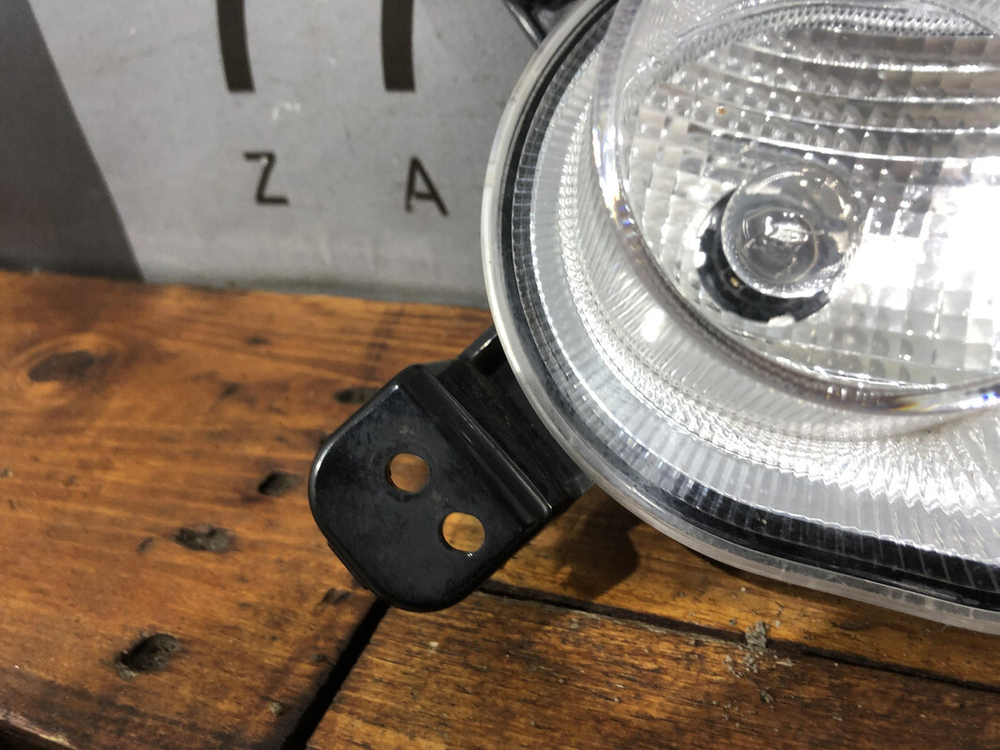 ПТФ передняя правая Kia Rio 4 (FB) 17-20 Б/У Оригинал 92208H0000