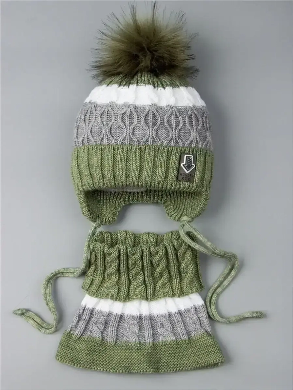 Шапка детская зимняя и снуд для мальчика