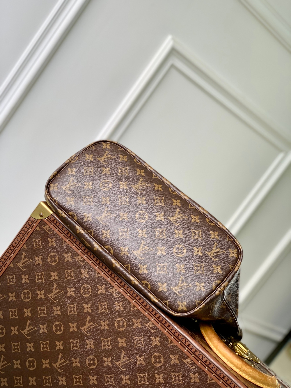 Louis Vuitton Neverfull Bandouliere Inside Out MM