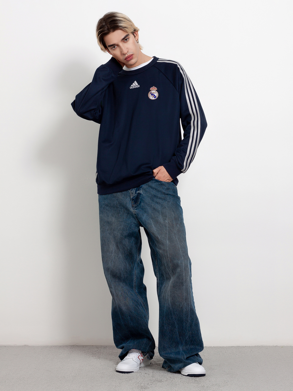 Свитшот Adidas Real Madrid HA2531