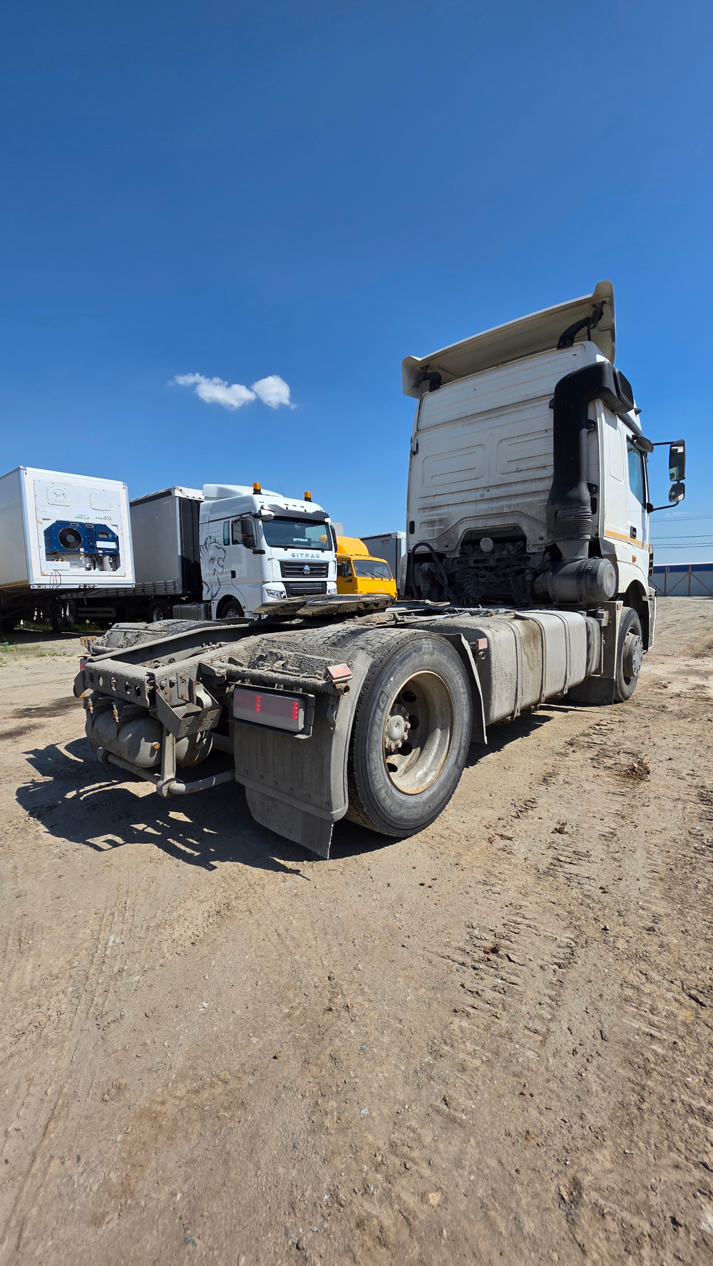 КамАЗ 5490 4x2 Седельный тягач 5490-022-87(S5) (Дизельный, 12,0 л, 401 л.с., МТ)
