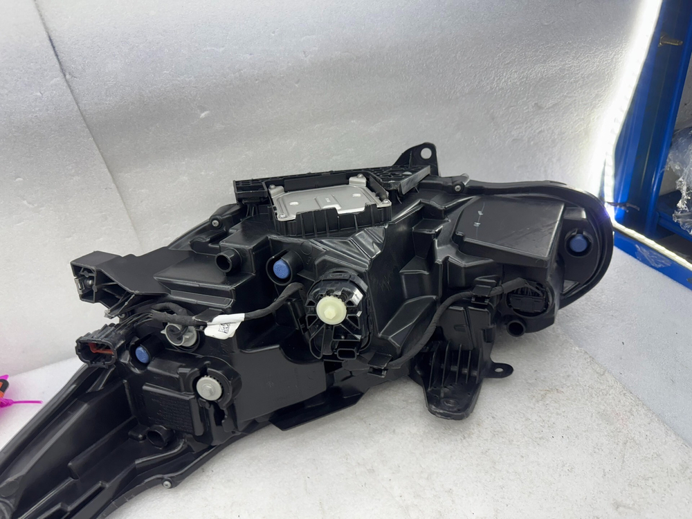 Левая LED фара Nissan Sylphy (2020-2022), оригинал