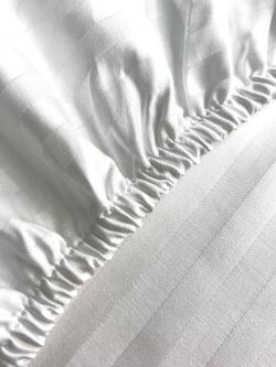 Простынь Milky Garden "Сатин-страйп" 200х215 см