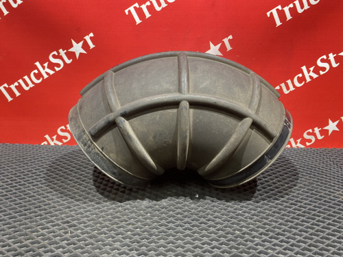 Патрубок воздушного фильтра 2018г