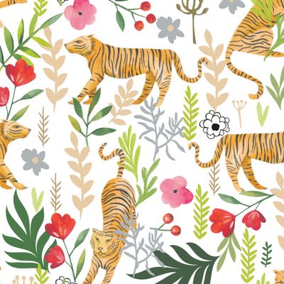 Тигры в цветущих зарослях