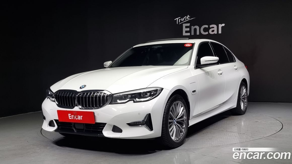BMW 3 Series (G20) 320e Luxury (03.2022)