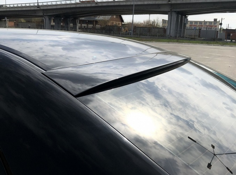 Козырек на заднее стекло Honda Accord 8 широкий (черный глянец)