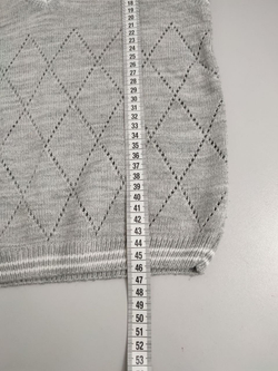 Безрукавка светлая на 10 лет