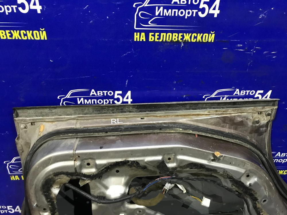 Дверь задняя левая MITSUBISHI DIAMANTE 1997