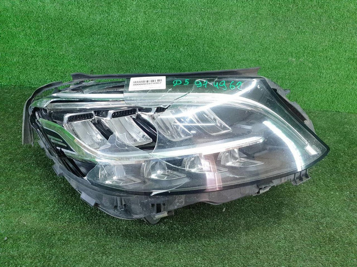 Битая Фара правая Mercedes C w205 (2018-2023) LED