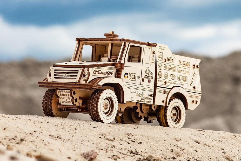 Гоночный Дакаровский МАЗ-6440RR 1:30 от EWA - Деревянный 3D пазл, конструктор, сборная механическая модель