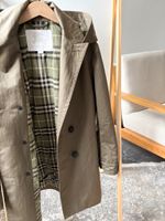 Плащ Burberry, 152