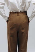 Брюки-каррот