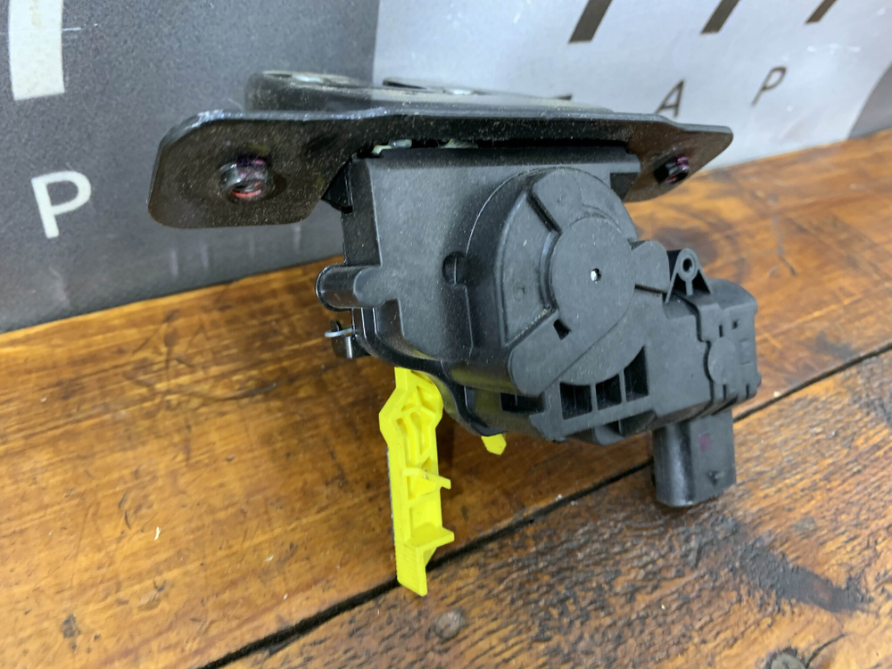 Замок багажника Haval Jolion 21-нв Б/У Оригинал 6305100XNZ01A