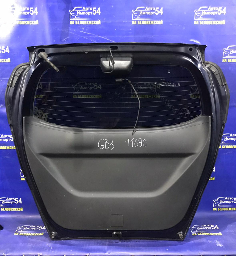 Дверь пятая Honda FREED 2008-2011