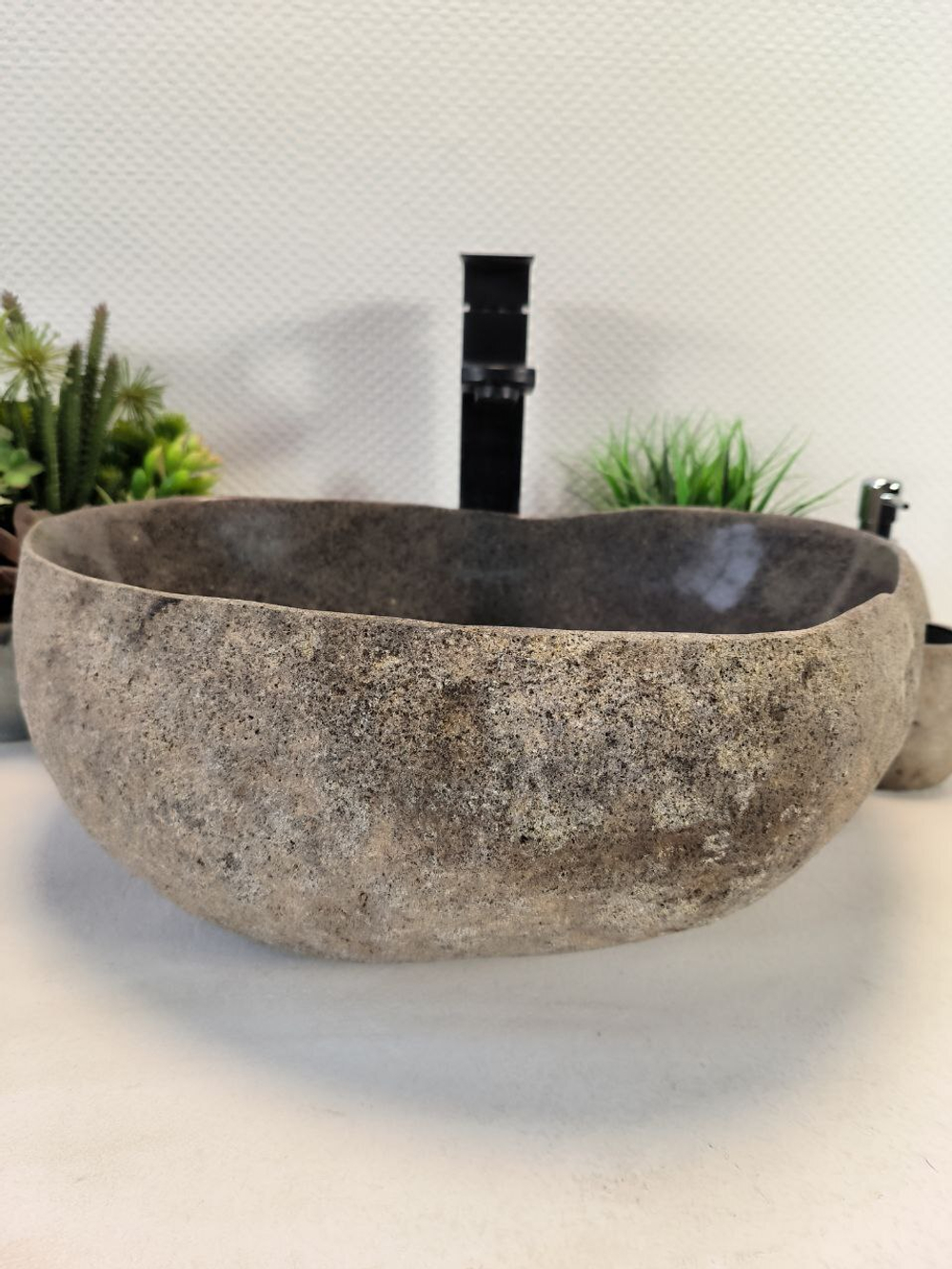 Раковина из речного камня RS-65613 42*36*15 0861