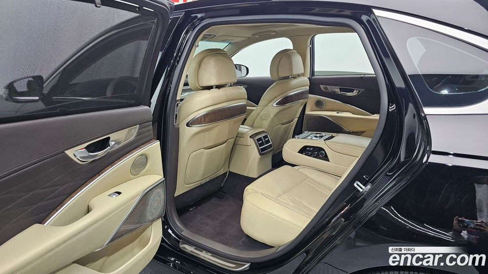 Kia The K9 (Quoris/K900) 3.8 GDI AWD (03.2021)