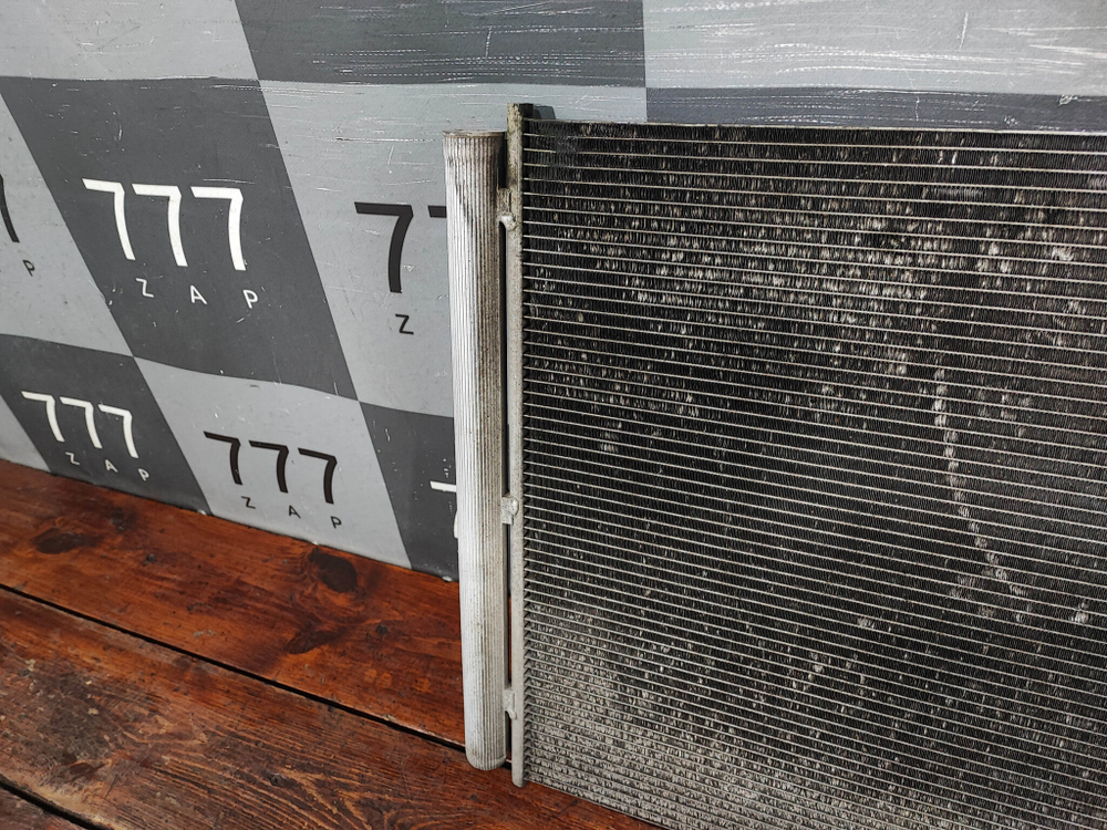 Радиатор кондиционера Mercedes E W213, C W205 БУ Оригинал A0995000454