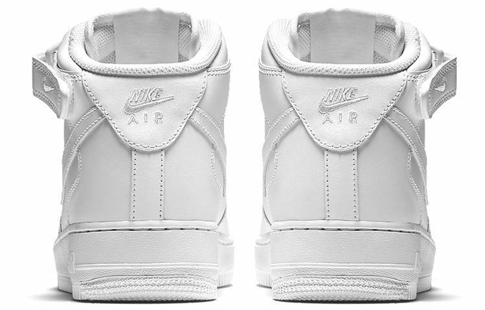 Кроссовки Nike Air Force 1 07 Le (Женская размерная сетка)