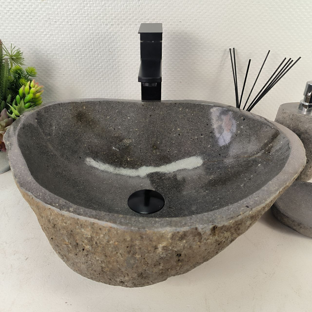 Раковина из речного камня RS-65103 50*40*15 0856