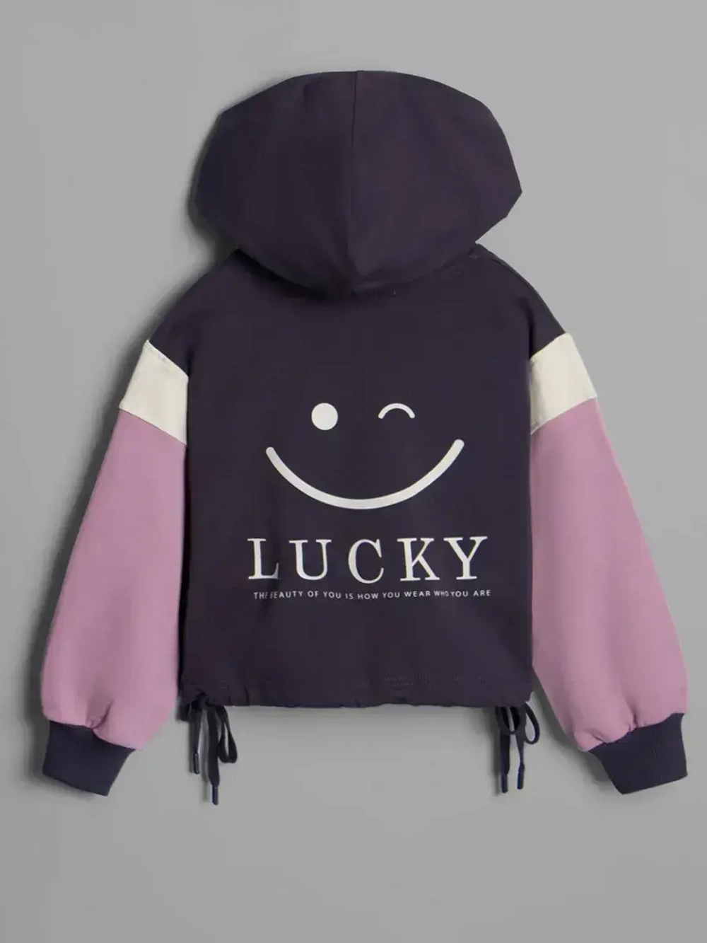 Спортивный костюм для девочки в школу