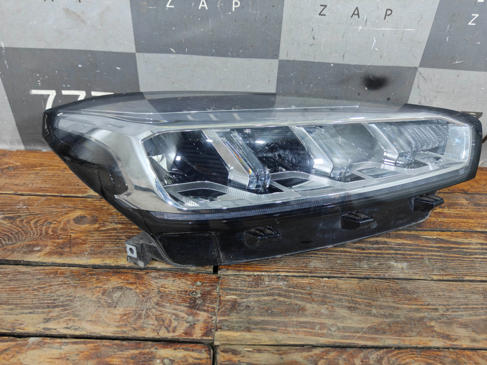 Фара правая LED Chery Tiggo 7 Pro 20-24 Б/У Оригинал 605000200AB