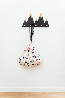 2 в 1: мини-мешок для хранения игрушек и игровой коврик Play&Go Супергёрл