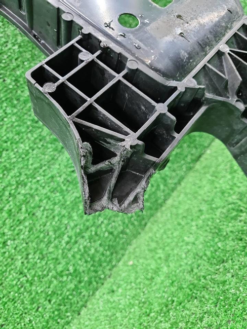 Телевизор Hongqi H5 2 (2022-н.в.)