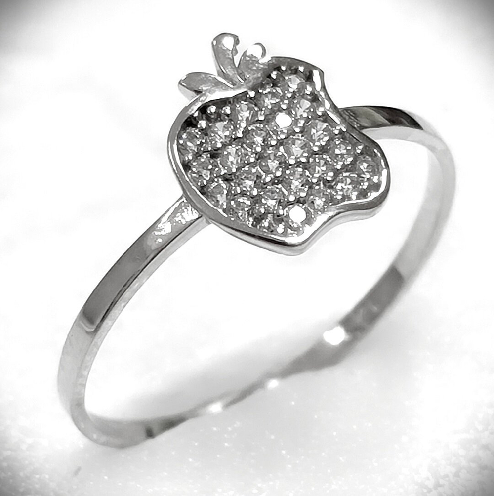 "Эстерелла" - серебряное кольцо 925 пробы