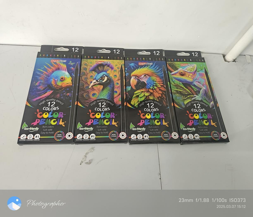 Карандаши цветные "Животные" 12цв пластиковые шестигранные, черный корпус