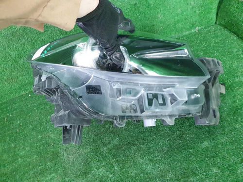 Фара правая Mazda CX-9 2 (2016-2021) LED
