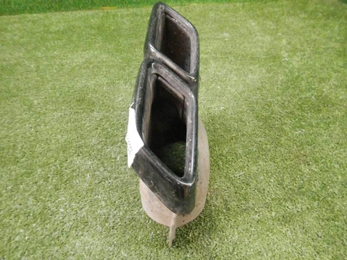 Насадка глушителя LH Mercedes C W205 14-23 AMG 63
